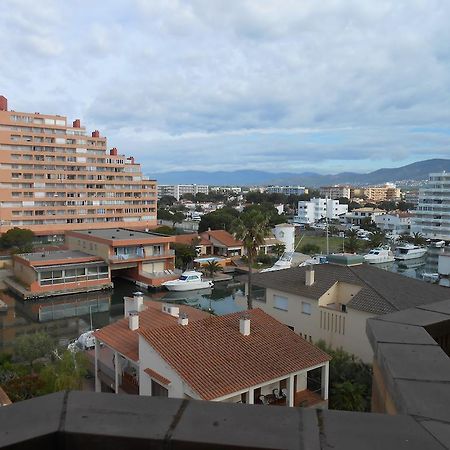 Hotel Marbella Roses Exterior photo